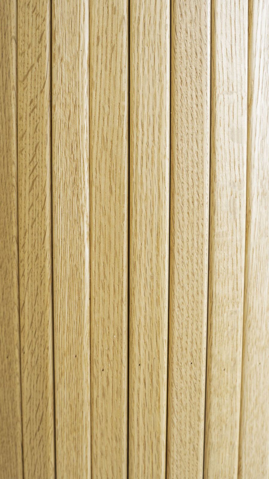 Oak strips on the round leg, Salon Max
