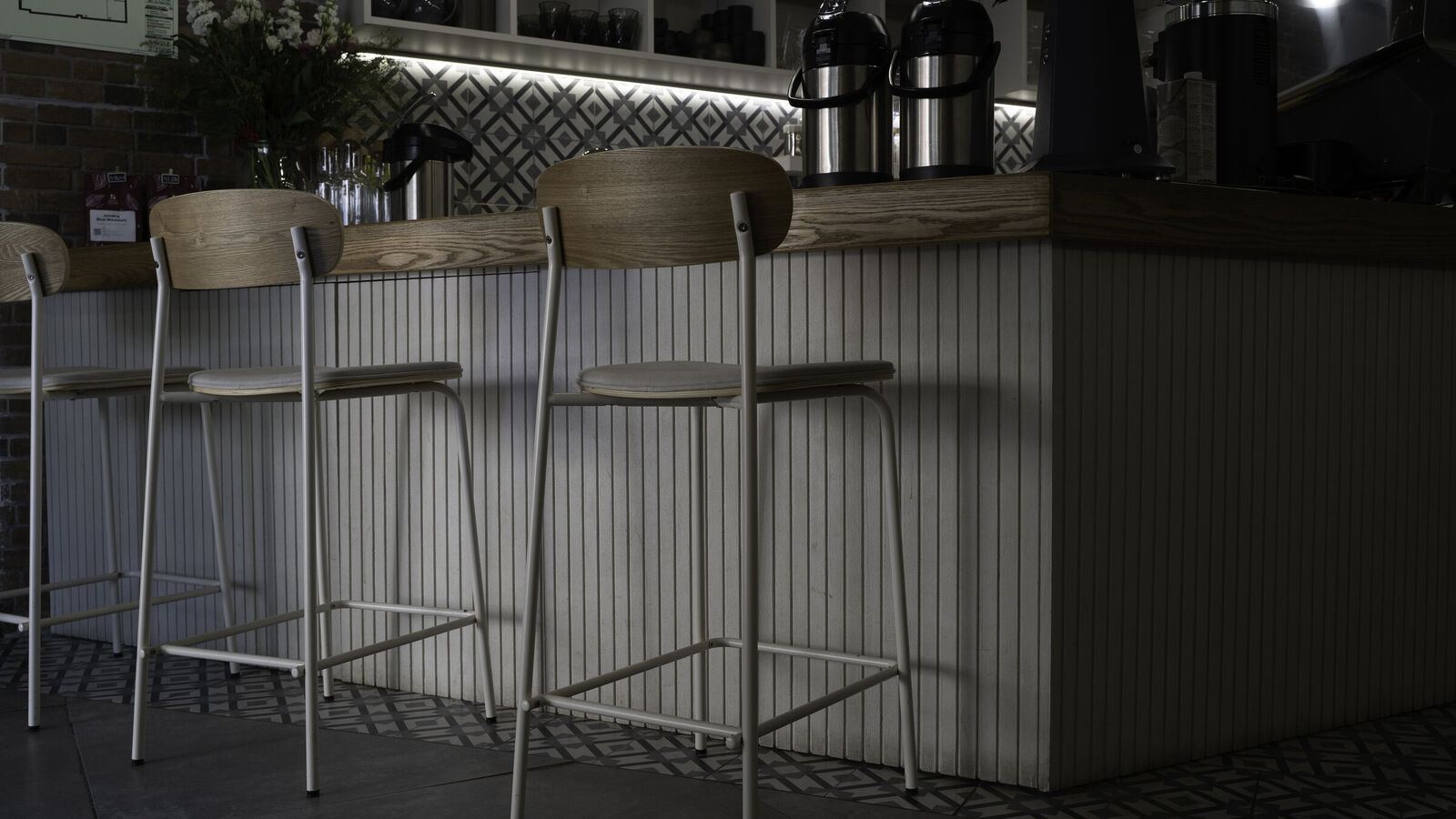 Bar counter, Unity
