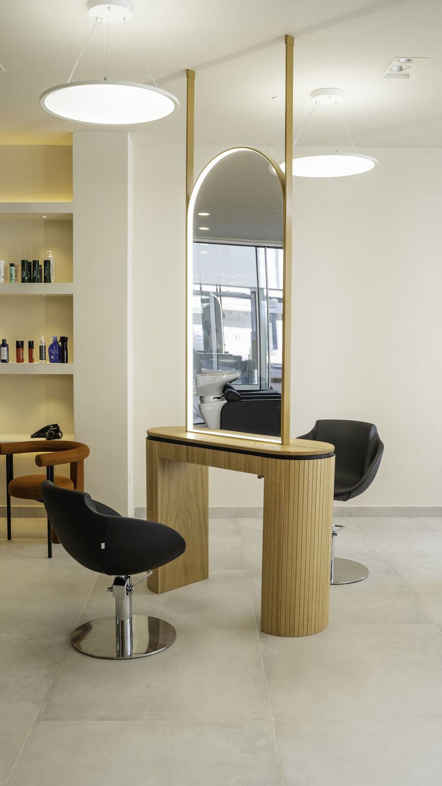 Station and chair, Salon Max